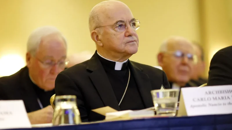 Mgr Carlo Maria Viganò condamné pour schisme