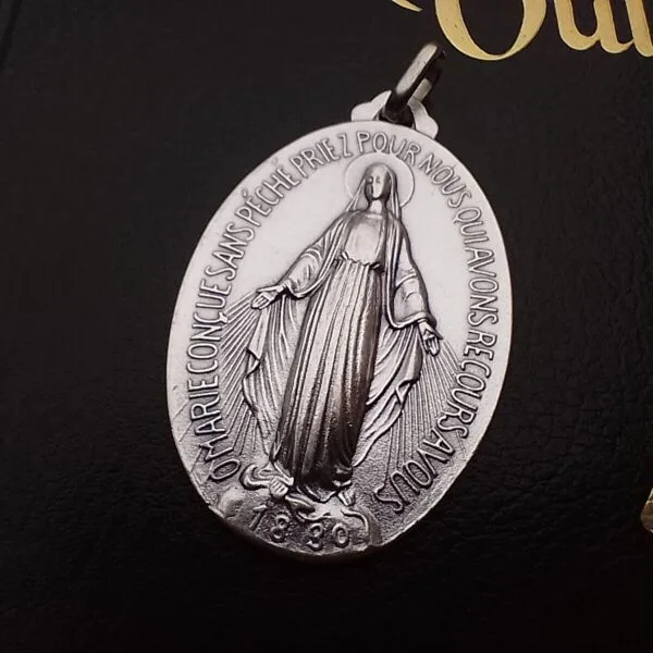Médaille miraculeuse (plusieurs modèles)