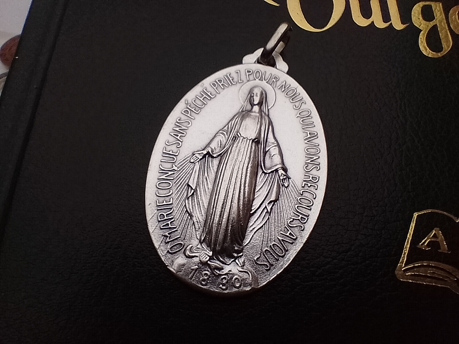 Médaille miraculeuse (plusieurs modèles)