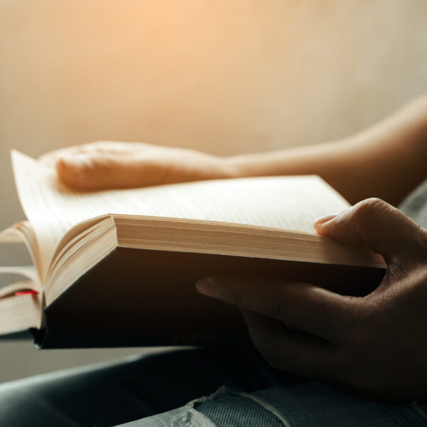 Bibles, missels, catéchisme