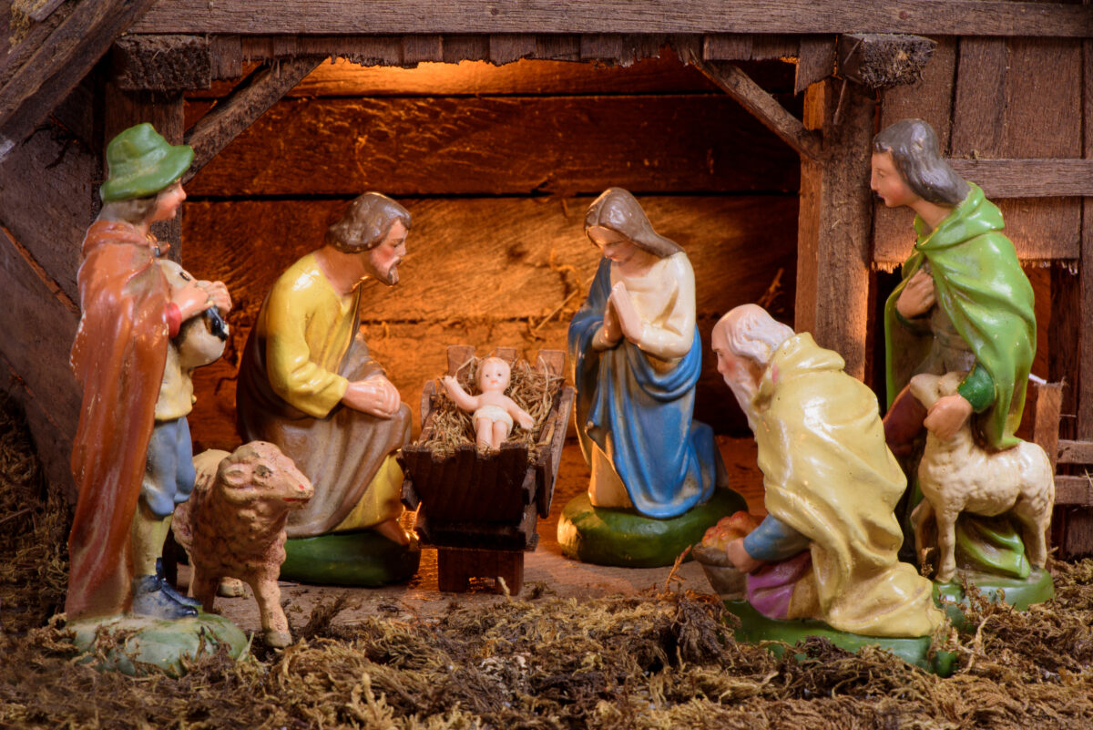 Crèche de Noël traditionnelle