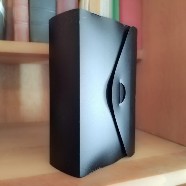 Étui boitier de protection pour missel en polypropylène noir avec rabat